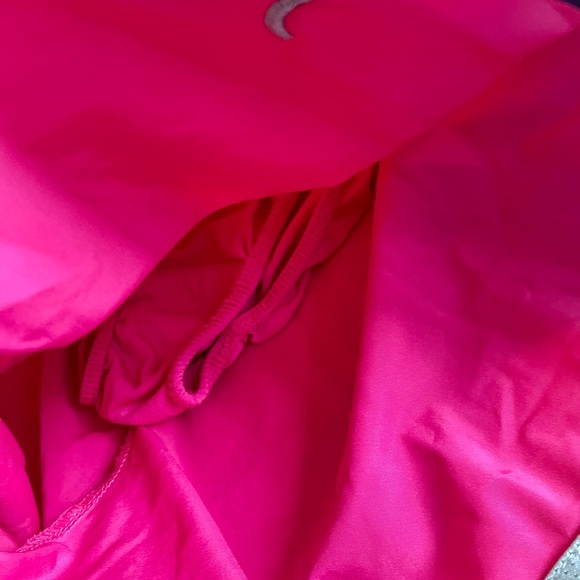 Nike Shorts - Picture 3 of 4